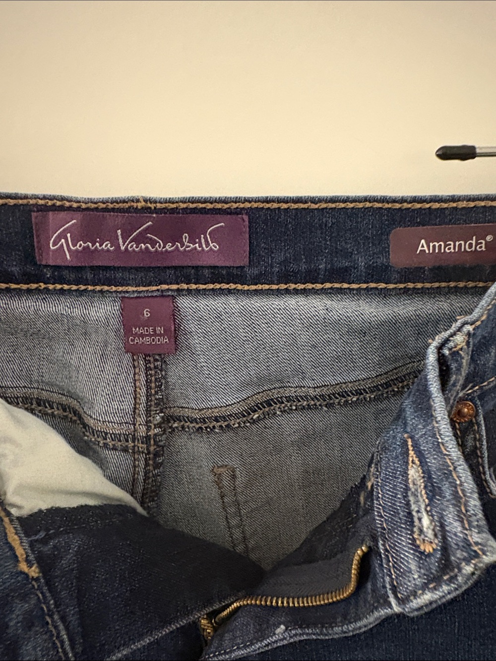 Gloria Vanderbilt Amanda Women's Blue Denim Jeans - Size 6
